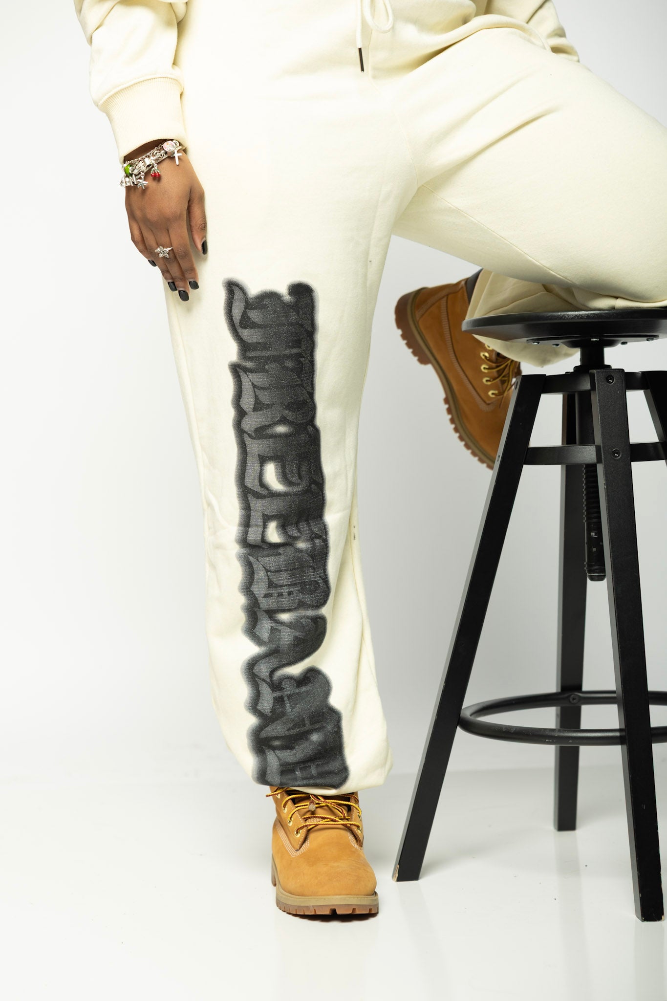 Cream FREEBAND🦅 Set